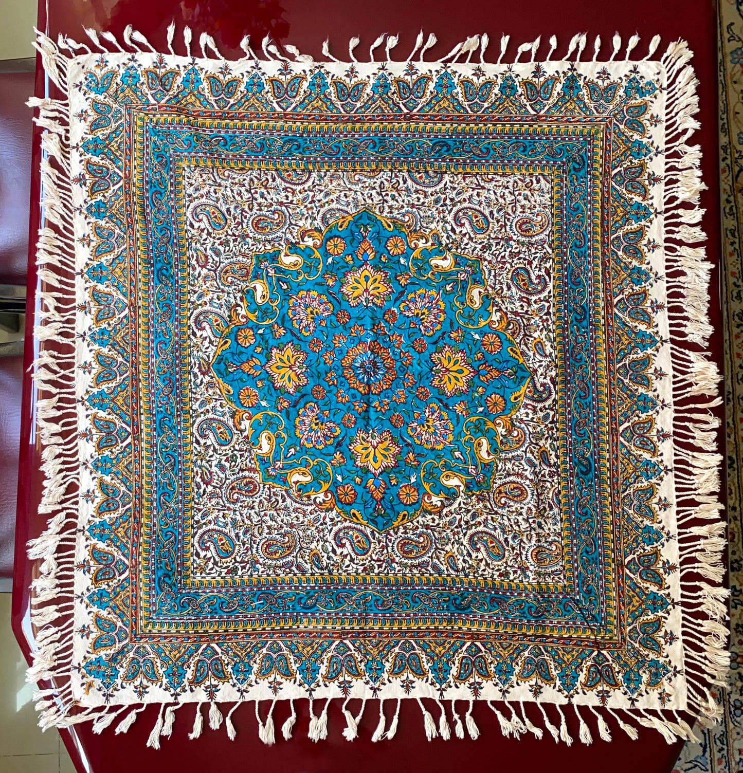 Termeh-Tischdecke (80 x 80 cm) – Ghalamkar Baumwolle | Boho Hausdekoration – Handbedruckt & Handgewebt – Türkisblauer Gartenzauber