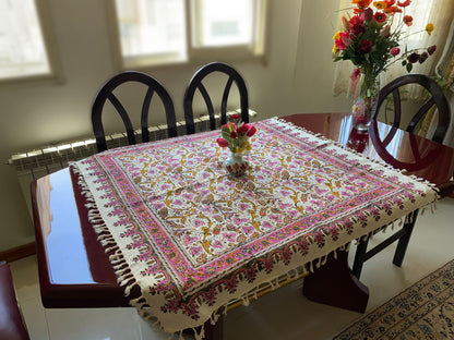 Termeh-Tischdecke (100 x 100 cm) – Ghalamkar Baumwolle | Boho Hausdekoration – Handbedruckt & Handgewebt – Rosé Flora