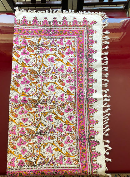 Termeh-Tischdecke (100 x 100 cm) – Ghalamkar Baumwolle | Boho Hausdekoration – Handbedruckt & Handgewebt – Rosé Flora