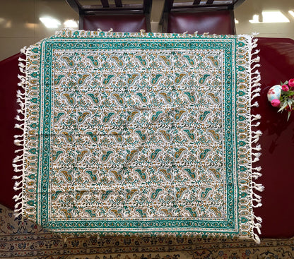 Termeh-Tischdecke (100 x 100 cm) – Ghalamkar Baumwolle | Boho Hausdekoration – Handbedruckt & Handgewebt – Smaragd-Paisley
