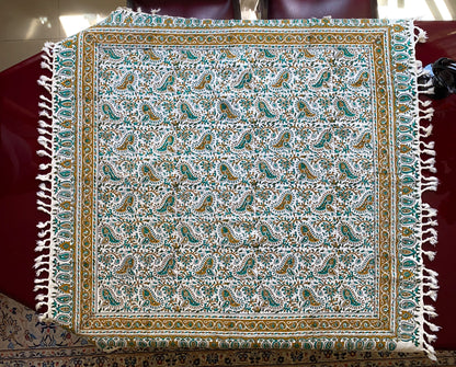 Termeh-Tischdecke (100 x 100 cm) – Ghalamkar Baumwolle | Boho Hausdekoration – Handbedruckt & Handgewebt – Goldene Boteh-Tradition