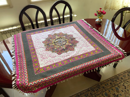 Termeh-Tischdecke (100 x 100 cm) – Ghalamkar Baumwolle | Boho Hausdekoration – Handbedruckt & Handgewebt – Rosenblüte in Anthrazit