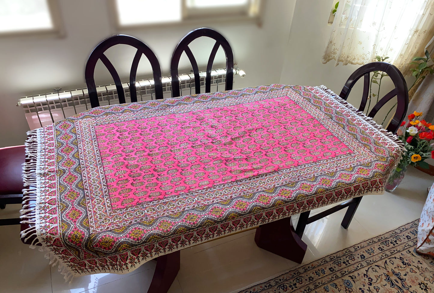Termeh-Tischdecke (150 x 100 cm) – Ghalamkar Baumwolle | Boho Hausdekoration – Handbedruckt & Handgewebt – Pinke Lebensbäume