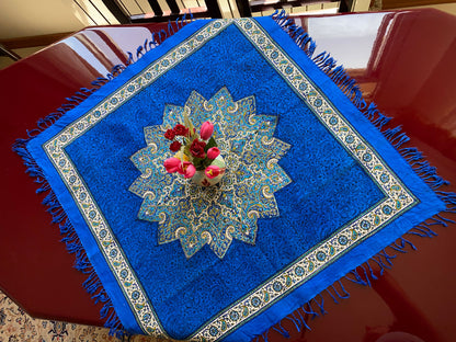 Termeh-Tischdecke (80 x 80 cm) – Ghalamkar Baumwolle | Orient-Dekoration – Handbedruckt & Handgewebt – Königsblauer Stern