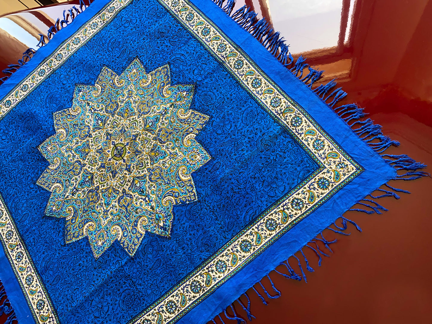 Termeh-Tischdecke (80 x 80 cm) – Ghalamkar Baumwolle | Orient-Dekoration – Handbedruckt & Handgewebt – Königsblauer Stern