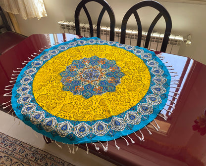 Rund-Tischdecke (100 x 100 cm) – Ghalamkar Baumwolle | Boho Hausdekoration – Sonnengelb & Türkis mit Mandala-Muster