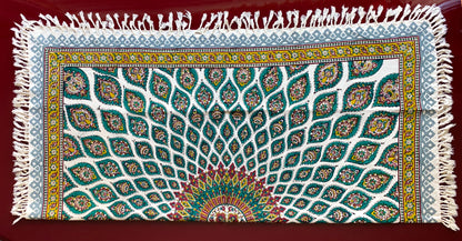 Termeh-Tischdecke (100 x 100 cm) – Ghalamkar Baumwolle | Orientalisches Kunsthandwerk – Handbedruckt & Handgewebt – Blütenteppich in Türkis & Smaragdgrün