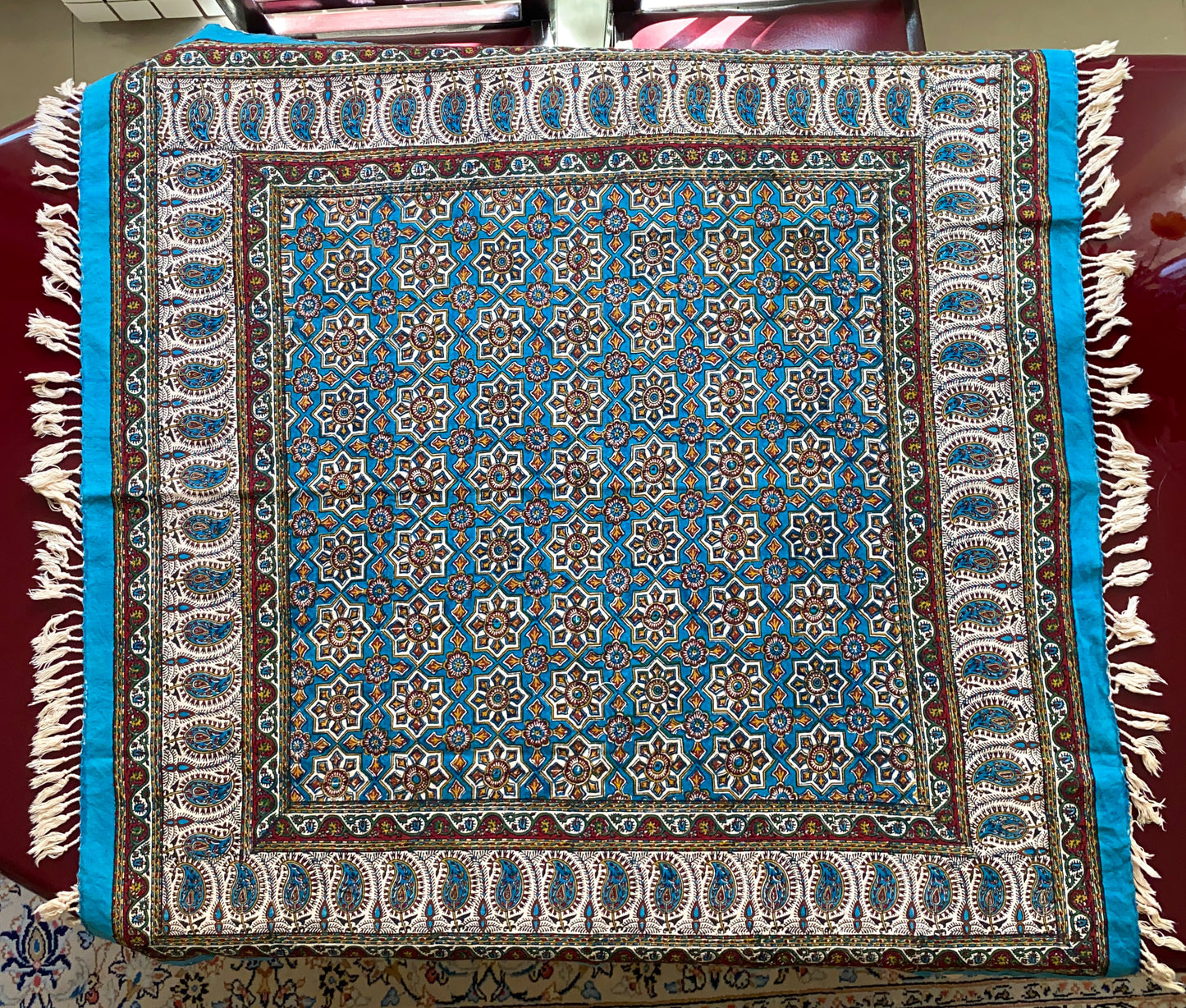 Termeh-Tischdecke (100 x 100 cm) – Ghalamkar Baumwolle | Boho Hausdekoration – Geometrischer Orient in Türkis & Ocker