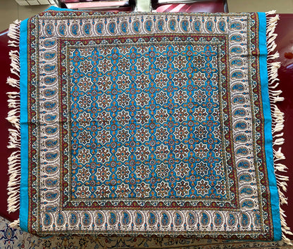 Termeh-Tischdecke (100 x 100 cm) – Ghalamkar Baumwolle | Boho Hausdekoration – Geometrischer Orient in Türkis & Ocker