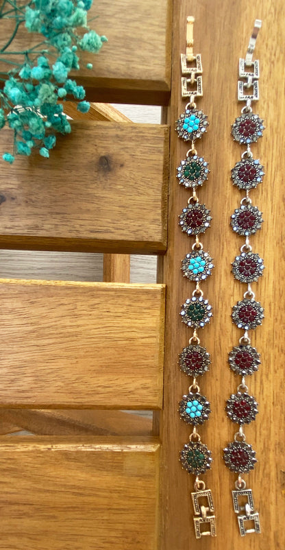 Boho Armband mit orientalischem Muster | Türkis Rot Grün | Goldfarbener Schmuck