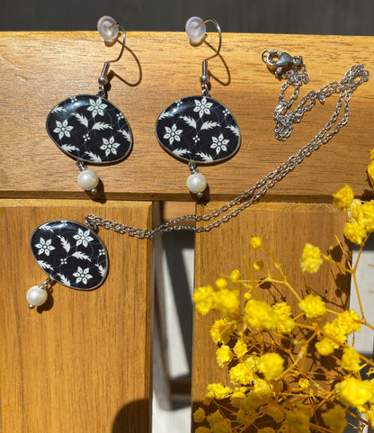 Orientalische Ohrringe mit schwarzem Blumenmuster & Perle – Tropfenform | Handgemacht