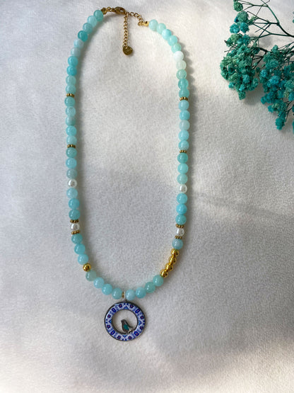 Naturstein Halskette mit orientalischem Anhänger & Vogelmotiv | Handgefertigt aus Edelstahl