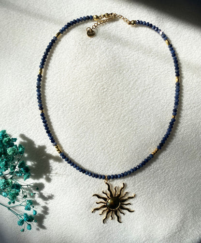 Naturstein Halskette mit Sonnen-Anhänger | Handgefertigt aus Edelstahl