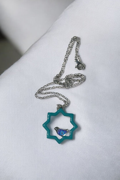 Kette mit Stern-Anhänger und Vogelmotiv – Türkis & Blau | Orientalisches Design mit Edelstahlkette
