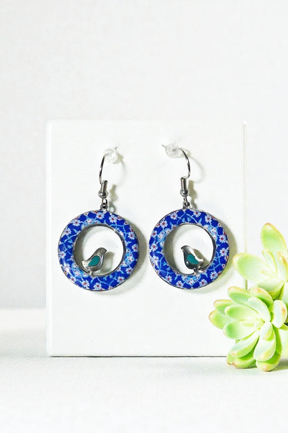 Runde persische Ohrringe mit Vogelmotiv – Handgefertigt & bemalt | Blau & Türkis